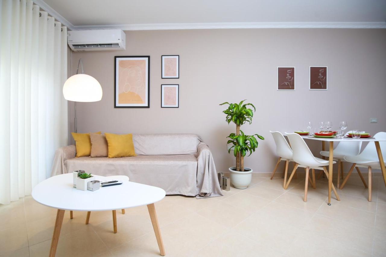Tafa Deluxe Apartment فلورا المظهر الخارجي الصورة