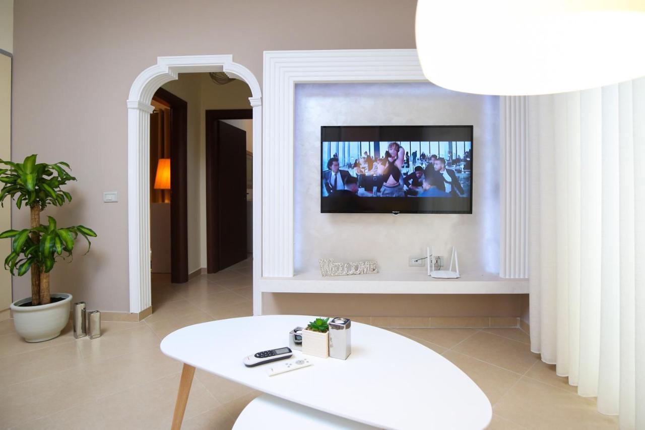 Tafa Deluxe Apartment فلورا المظهر الخارجي الصورة